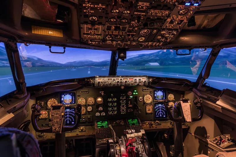 Certifikovaný plně pohyblivý simulátor Boeing 737